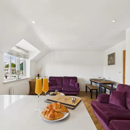 2-bed Sleeps 4 With Parking דירה באונס-און-ווינדרמיר