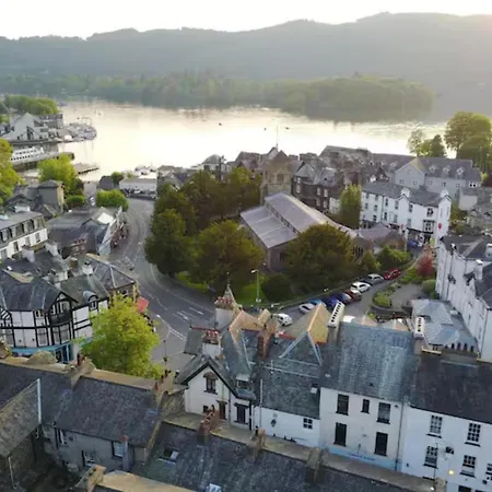 Appartamento 2-bed Apartment- Free Private Parking