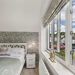 2-bed Sleeps 4 With Parking * 보우네스온윈더미어